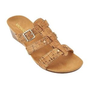 Vionic Tan Cork Sandals